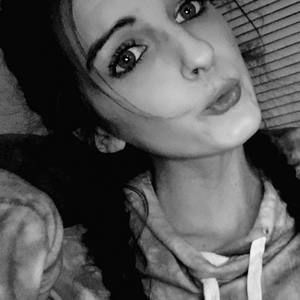 Meet your Posher, Tori